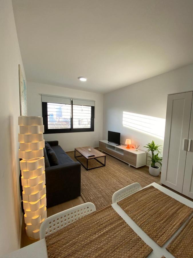 Central Apartment With Parking By Wayra Tarifa Exterior foto
